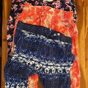 Four size 6 airy pants